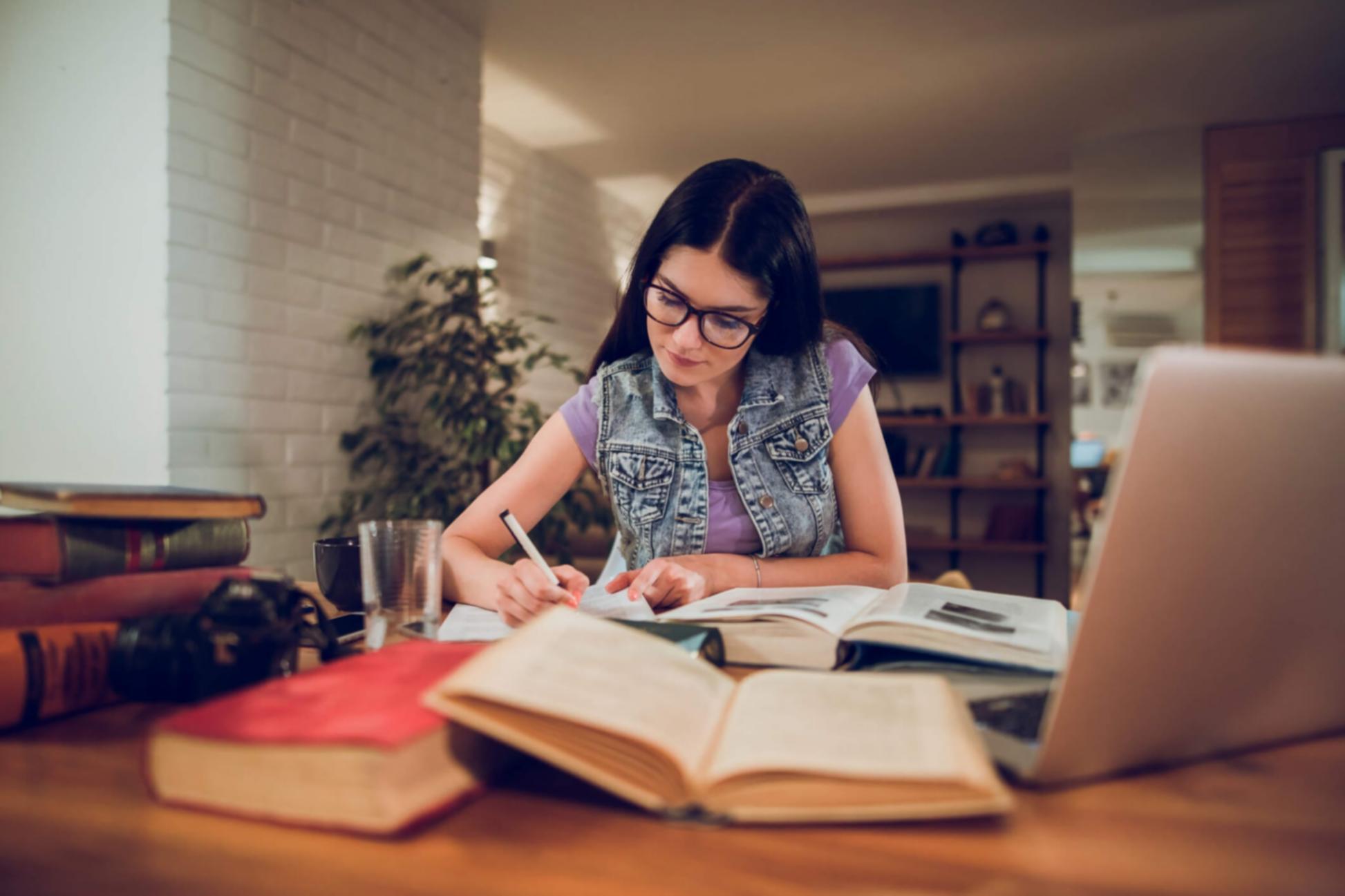 Professionelle Webinar-Umgebung mit modernen Lerntools